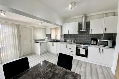 9 Lound Road, Sheffield, S9 4BH