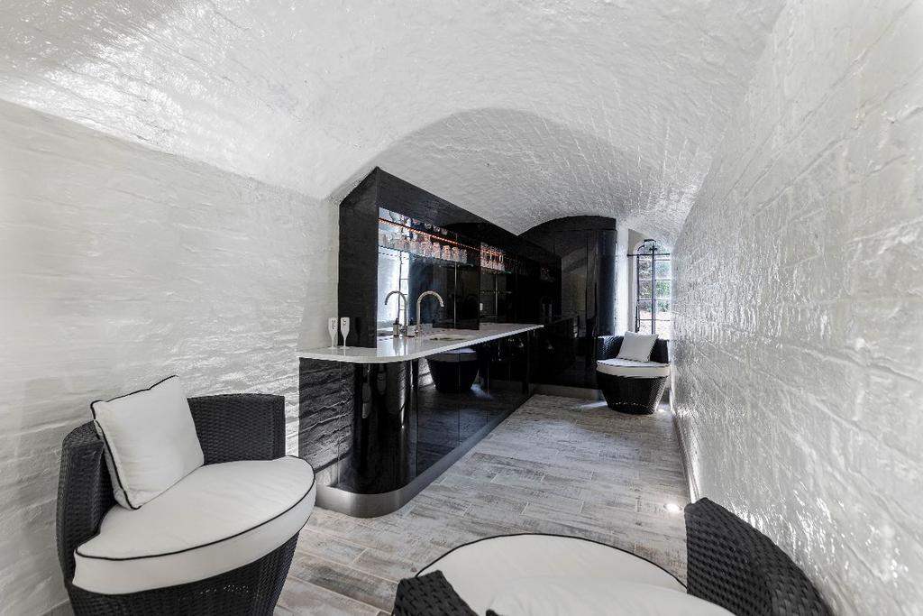 Cellar bar