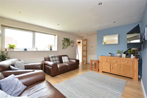 32 Sandgate Drive, Kippax, Leeds, LS25 7EY