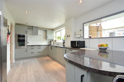 32 Sandgate Drive, Kippax, Leeds, LS25 7EY