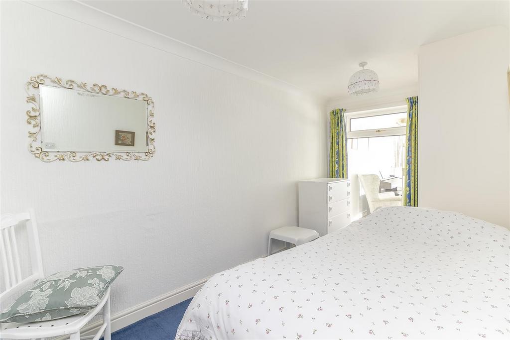 Bedroom 3.jpg