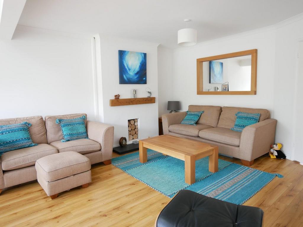 Beechwood Drive, Penarth 2 bed semidetached bungalow for sale £395,000