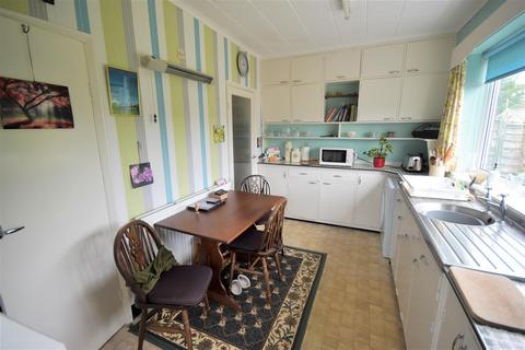 6 Birchfield, Hook, Goole, DN14 5NJ