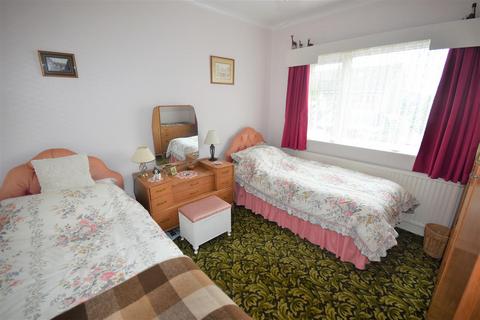 6 Birchfield, Hook, Goole, DN14 5NJ