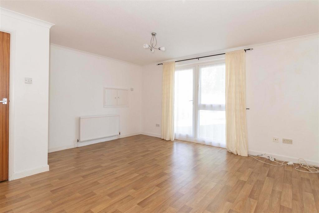 Dorchester Gardens, Worthing 2 bed flat for sale £240,000