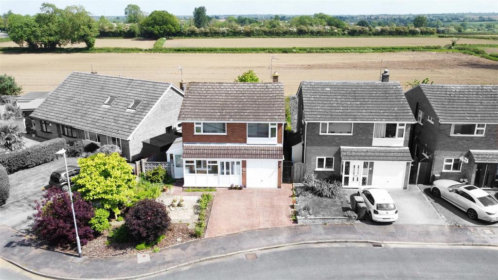 Calver Crescent, Sapcote 4 bed detached house for sale £300,000