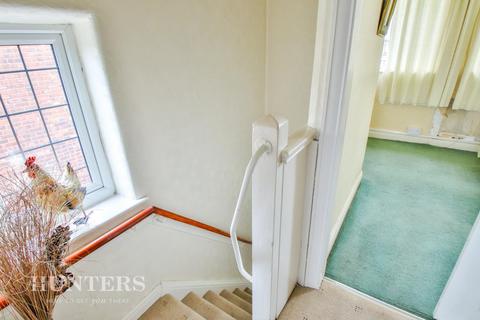 37 Acresfield Road, Middleton, Manchester, M24 2WT