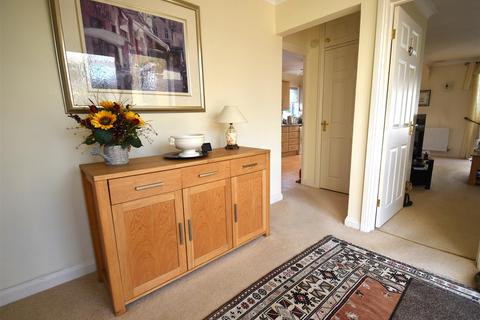 3 bedroom bungalow for sale - Fenshurst Gardens, Long Ashton