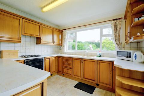 2 bedroom detached bungalow for sale - Springfield Avenue, Sandiacre