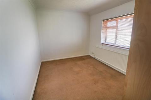 137 Chapel Fields, Harlow, CM17 9EP