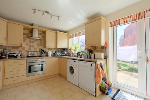 72 Cheal Close, Shardlow, Derby, DE72 2DY