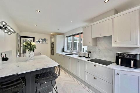 12 Bond Road, Barnsley, S75 2TW