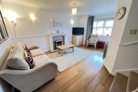 57 Belfry Drive, Wollaston, Stourbridge, DY8 3SE
