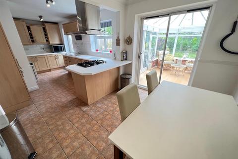 57 Belfry Drive, Wollaston, Stourbridge, DY8 3SE