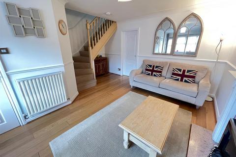 57 Belfry Drive, Wollaston, Stourbridge, DY8 3SE