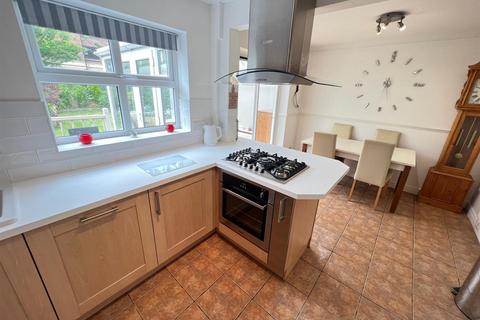 57 Belfry Drive, Wollaston, Stourbridge, DY8 3SE
