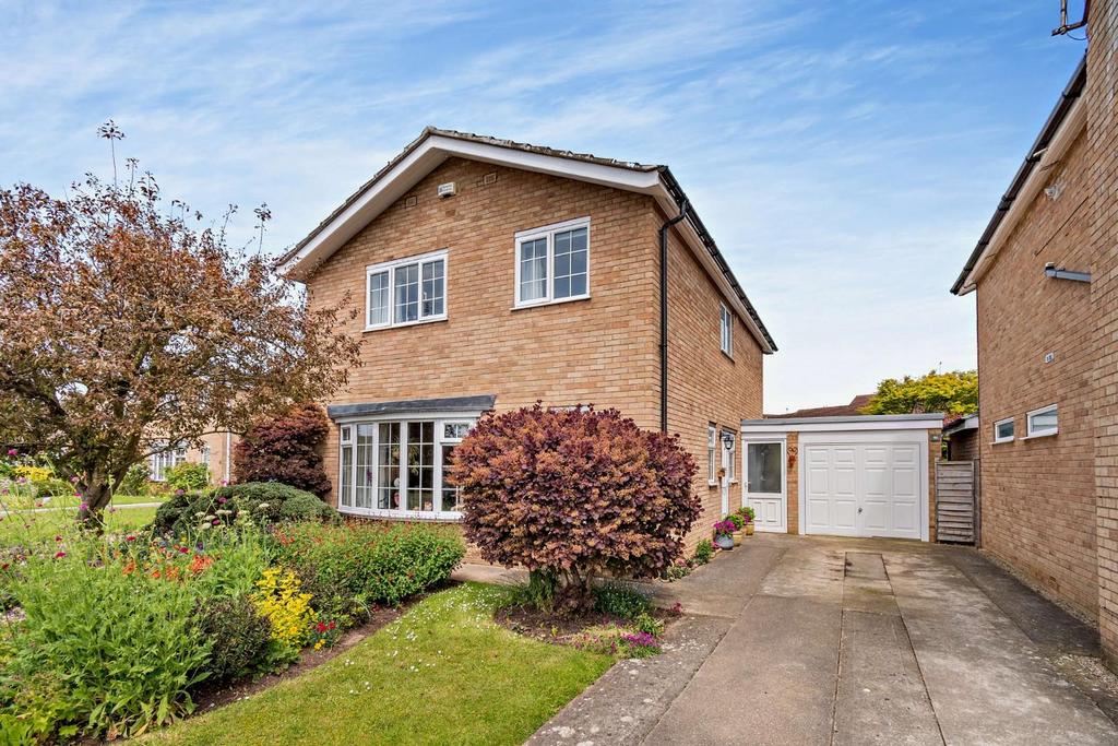 Horsfield Way, Dunnington, York 4 bed detached house £475,000