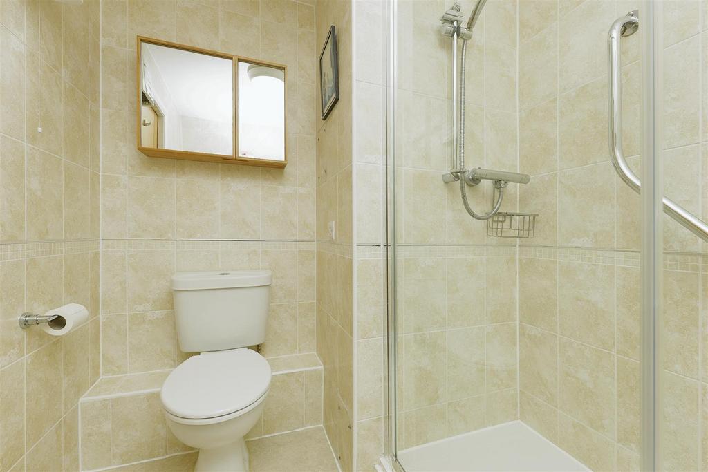 Shower Room 1 LC(b).jpg