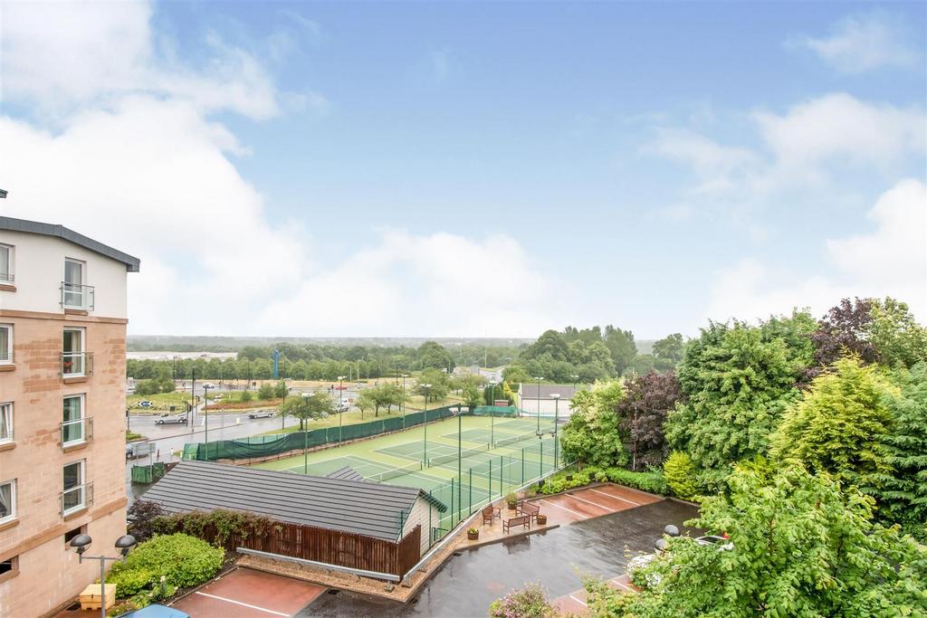 Lauder Court (Stanacre Park Ent.).jpg