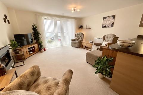 2 bedroom apartment for sale - North Marine Road, Scarborough