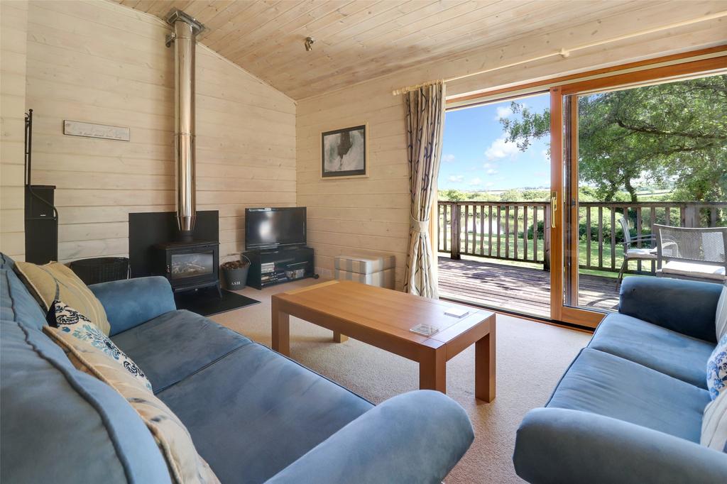 Forest Lakes, Woolsery, Bideford, Devon, EX39 2 bed bungalow for sale