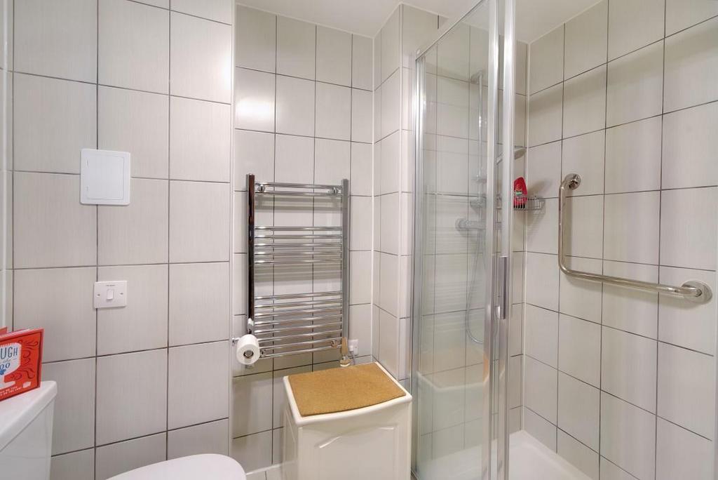 8553907-interior13 (Medium).JPG