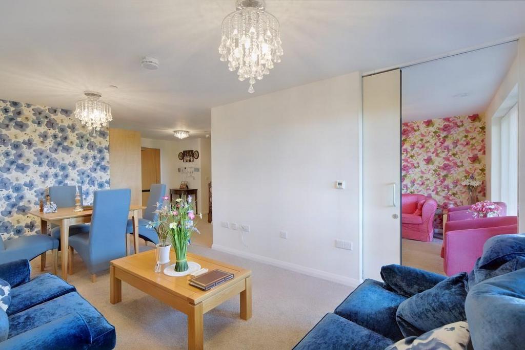 8553907-interior04 (Medium).JPG
