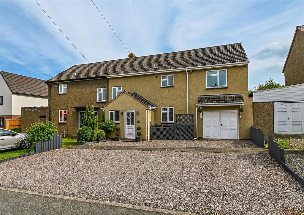 80 The Hobbins, Bridgnorth 4 bed semidetached house for sale £289,950
