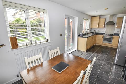 2 Abrahams Way, Basildon, SS14 3QH