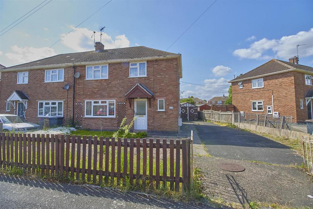 Preston Drive, Newbold Verdon 3 bed semidetached house £190,000