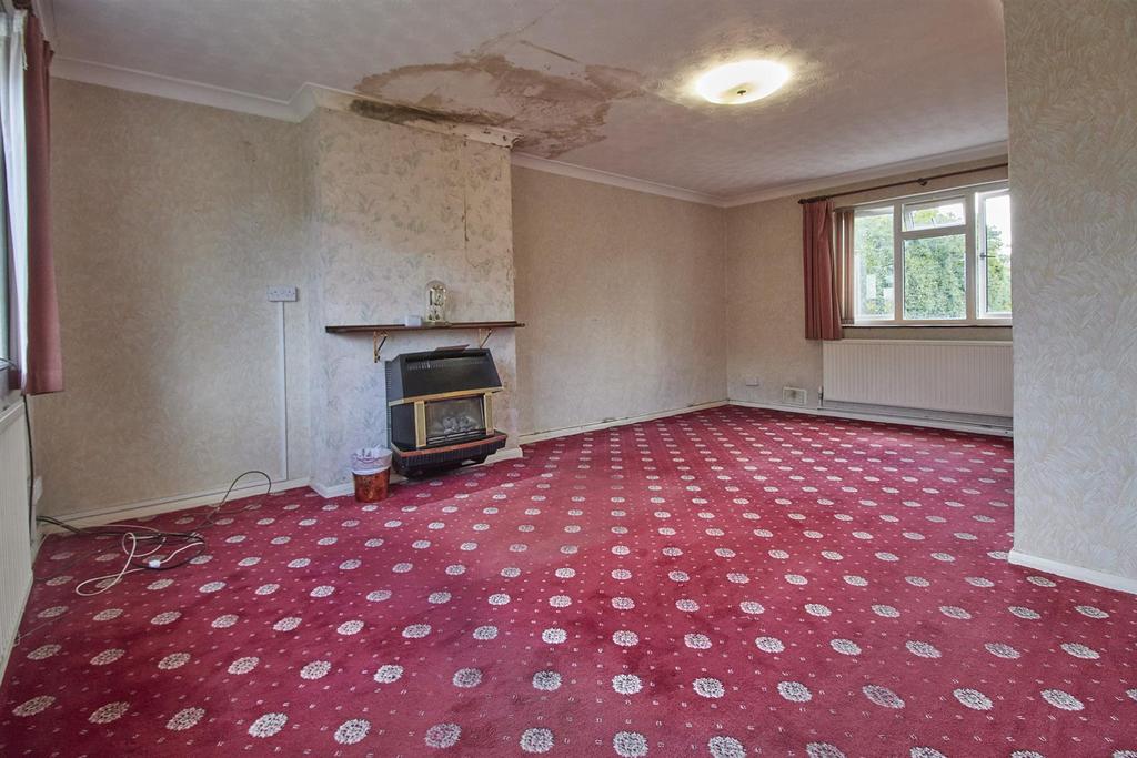 Preston Drive, Newbold Verdon 3 bed semidetached house £190,000