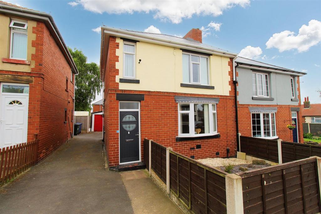 Princess Street, Mapplewell, Barnsley, S75 6ET 3 bed semidetached