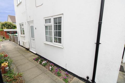 9 Mera Drive, Bexleyheath, DA7 4JN