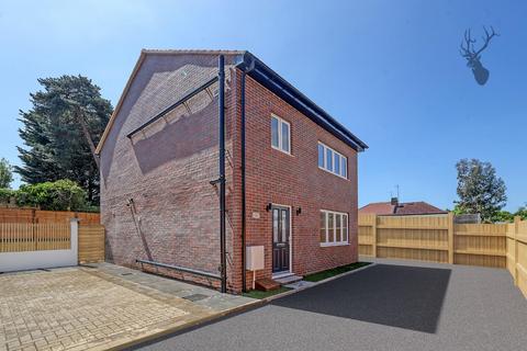 4 bedroom house for sale - Rookwood Gardens, London E4