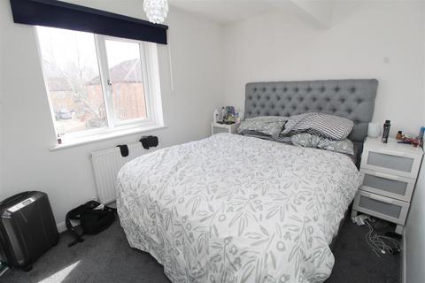 2 bedroom terraced house for sale - Calverleigh Crescent, Furzton, Milton Keynes