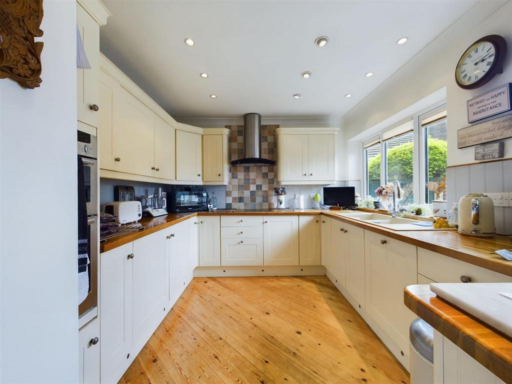 The Horseshoe, Driffield 3 bed detached house for sale £395,000