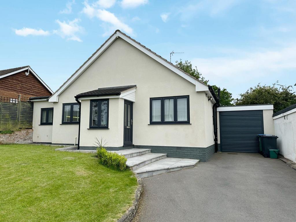 Wootton Rise, Alcester Road, Wootton Wawen, HenleyInArden 3 bed house