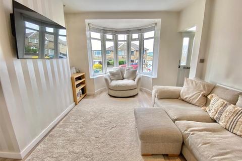 93 Broad Oak, Linthwaite, Huddersfield, HD7 5TE