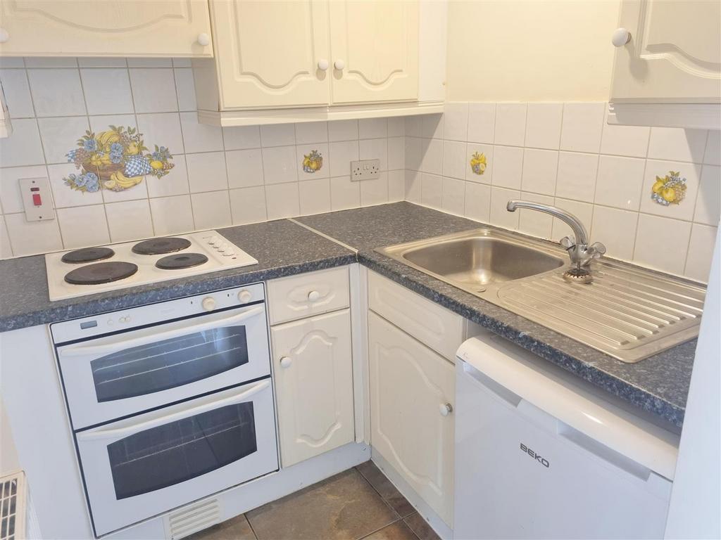 Hollywell Homes Estate Agent Sales Lettings London