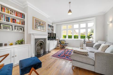 38 Torrens Road, London, SW2 5BT