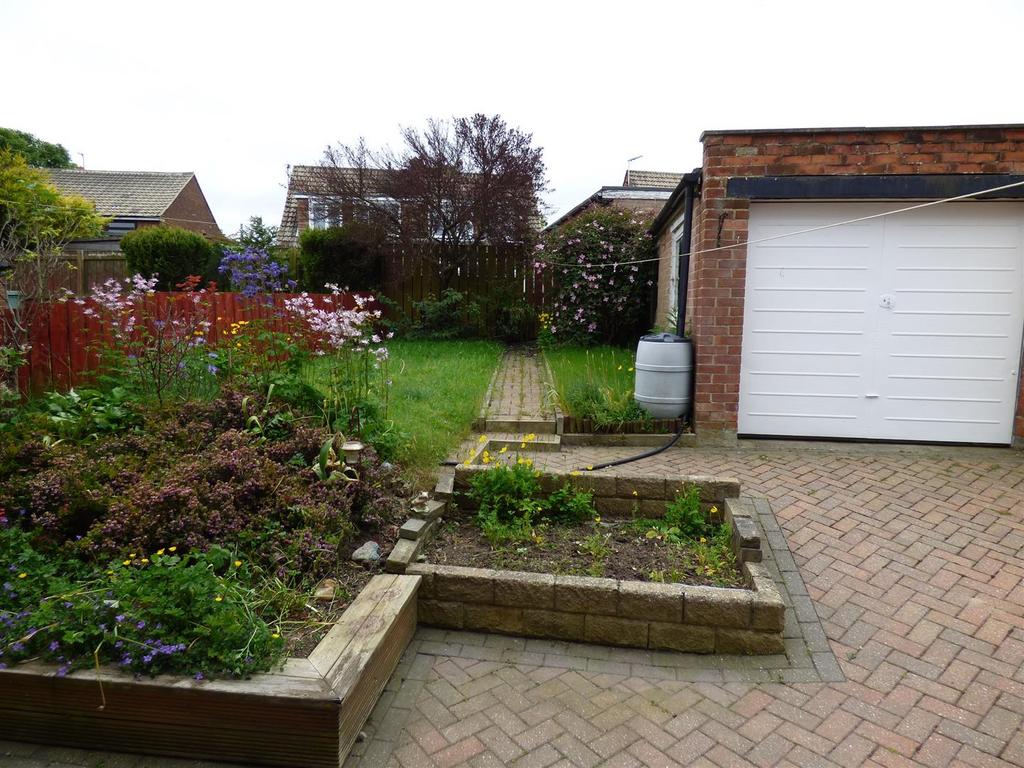 Witton Road, Ferryhill 3 bed semidetached house £127,950