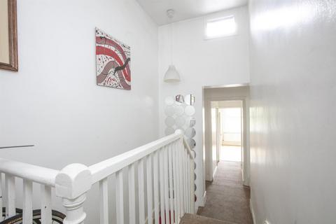 2 bedroom flat for sale - Consort Road, Peckham, SE15