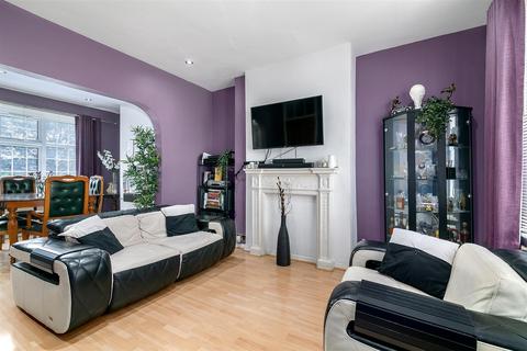 3 bedroom end of terrace house for sale - White Hart Lane, London
