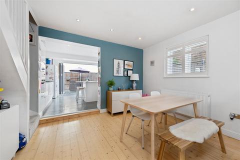 26 Clewer Fields, Windsor, SL4 5BW