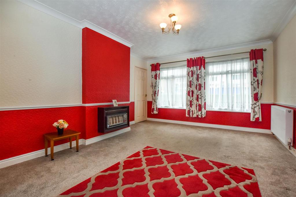 Mollison Road, Hull 4 bed semidetached house £159,950