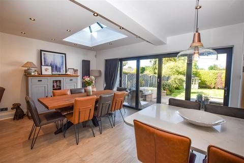 191 Beverley Road, Kirk Ella, Hull, HU10 7AG