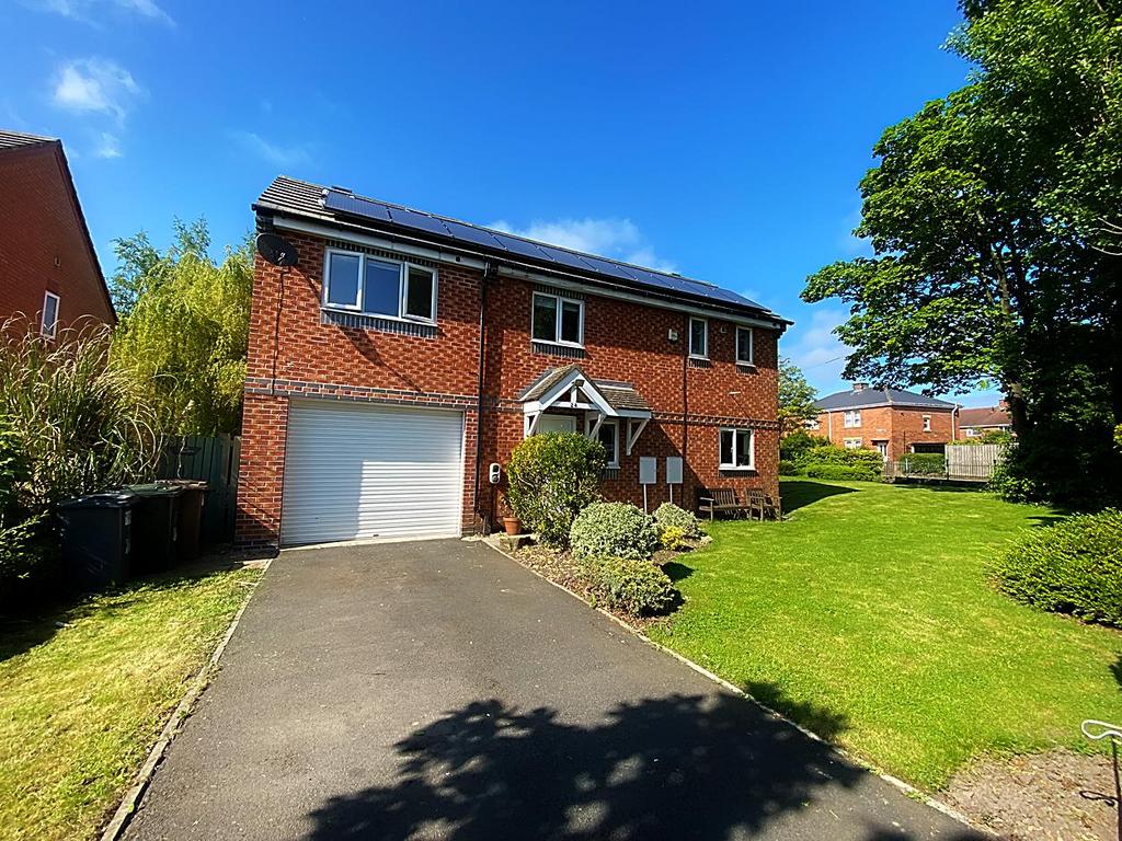 Mcnamara Road, Rosehill 4 bed semidetached house for sale £169,950