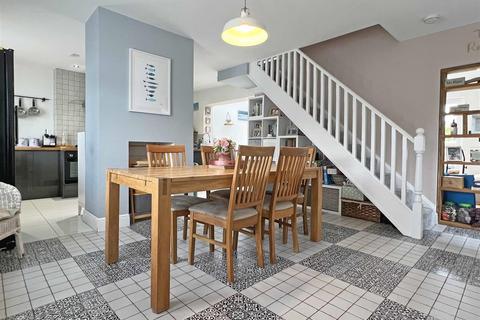 9 Crescent Road, Chelmsford, CM2 7DB
