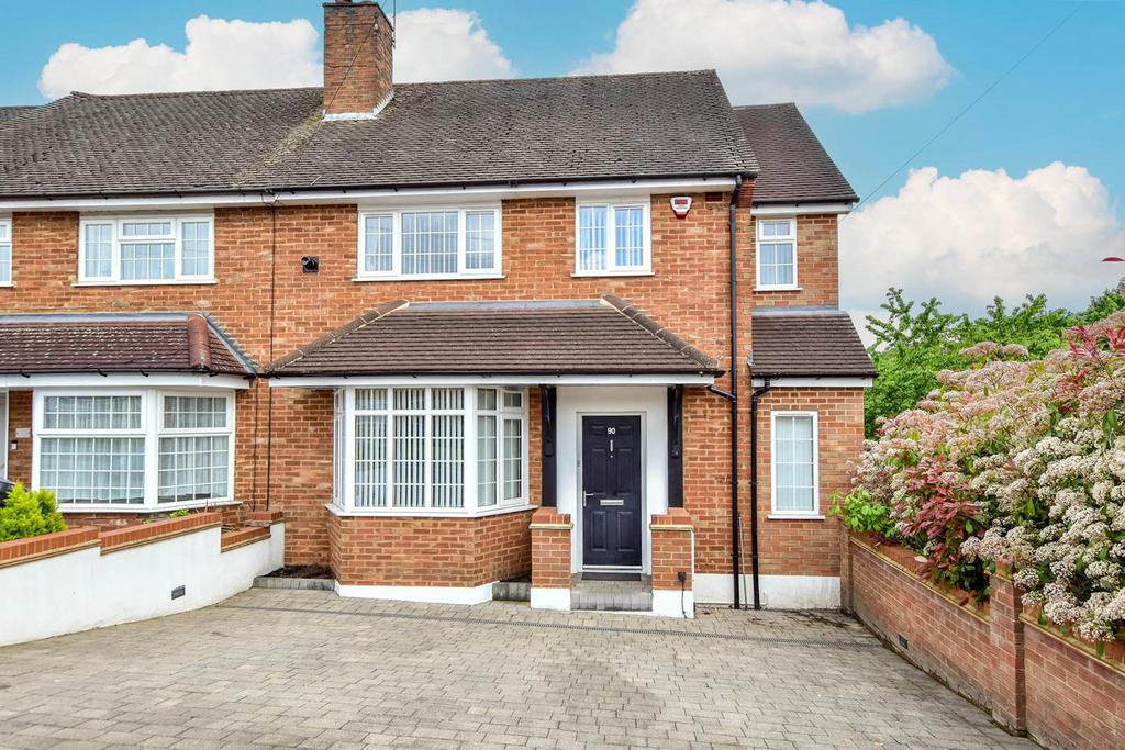 Ganders Ash, Watford 3 bed semidetached house for sale £575,000