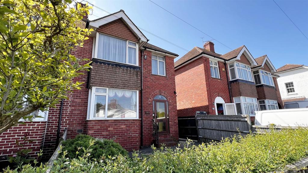 Bexhill Road, St. LeonardsOnSea 3 bed semidetached house for sale